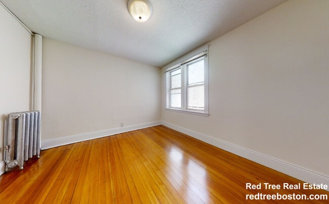 Building Photo - 5 Barrows St