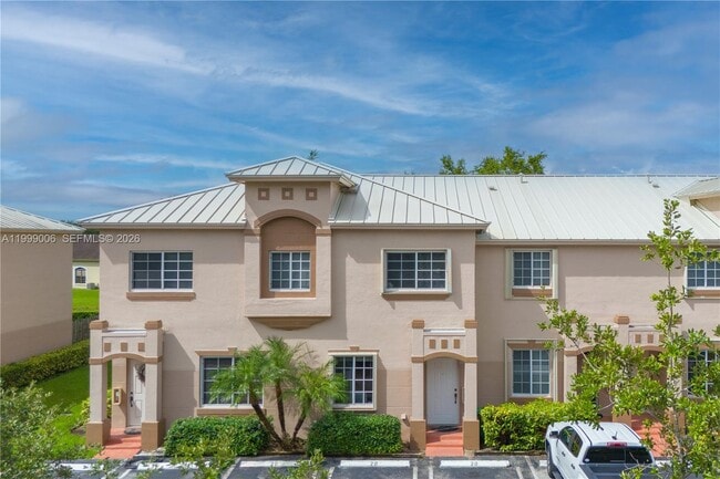 Foto del edificio - 15750 SW 92nd Ave