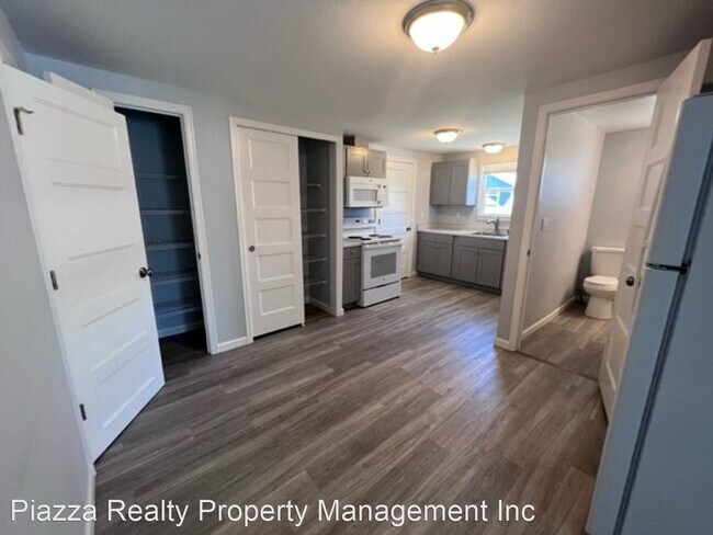 Foto del edificio - 2 br, 1 bath House - 504 Pacific Street