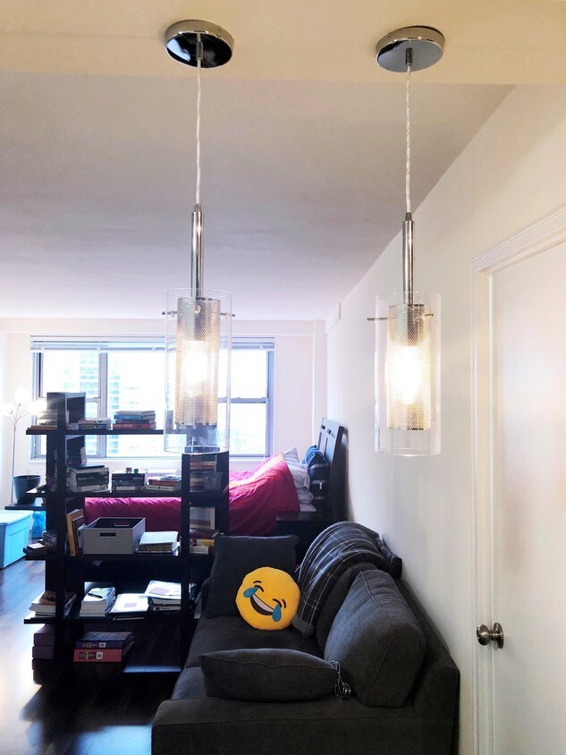 Foto principal - 104-60 Queens Boulevard