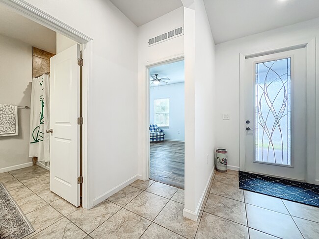 Foto del edificio - 4213 Keeson Cir
