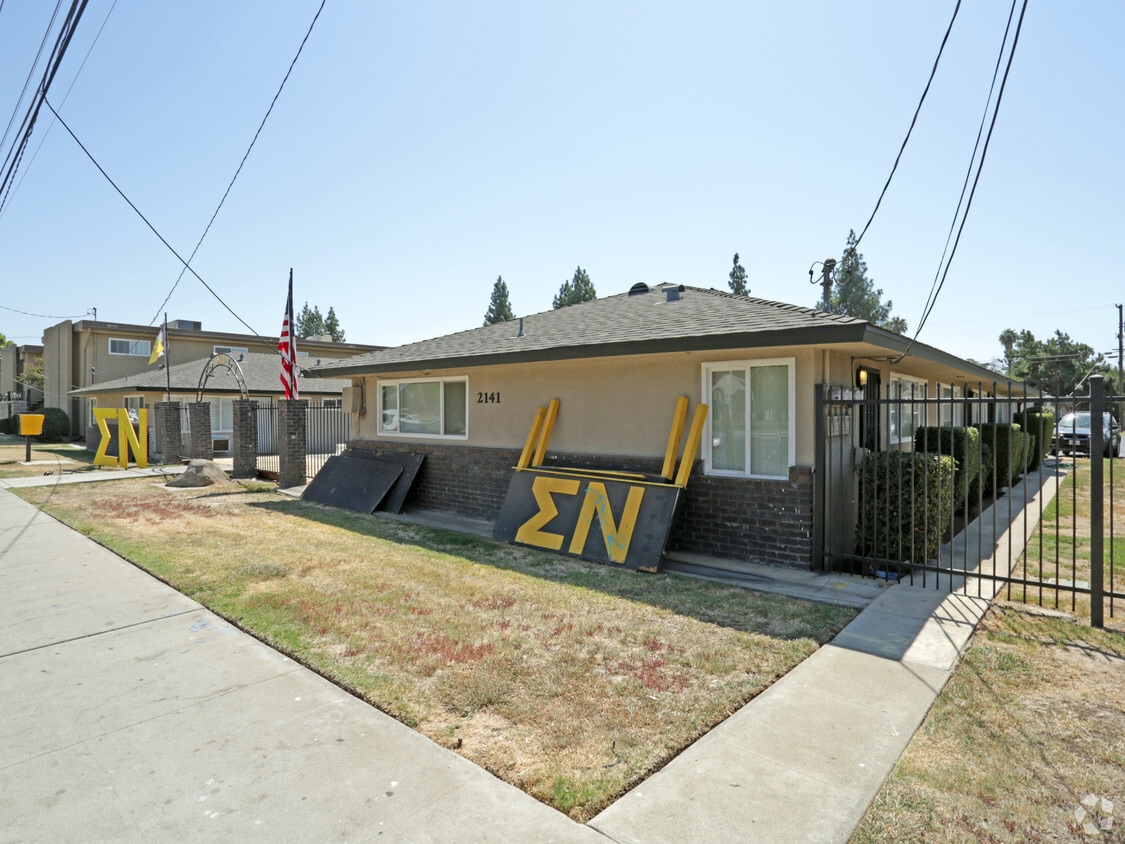 21412157 E Shaw Ave, Fresno, CA 93710 Apartments in Fresno, CA