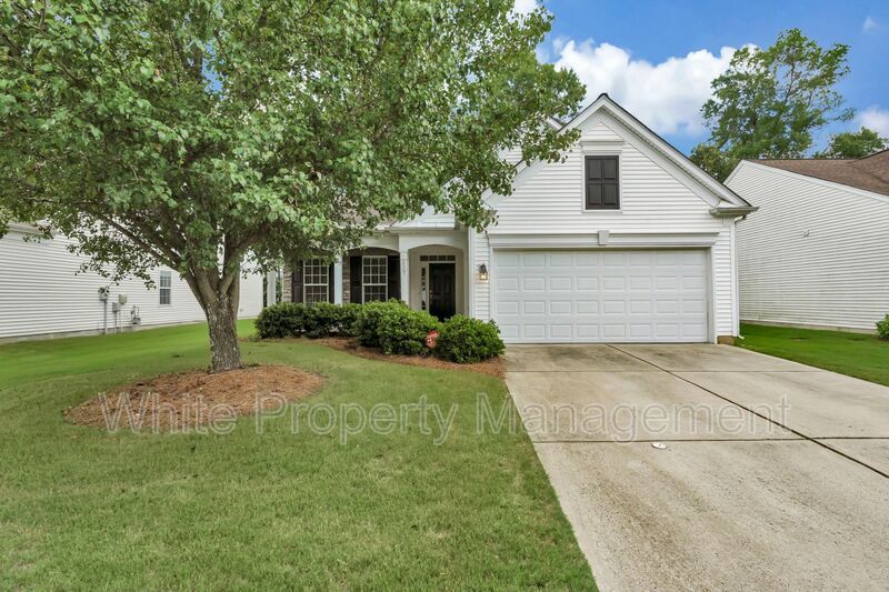 8507 Heron Glen Dr, Charlotte, NC 28269 House Rental in Charlotte, NC
