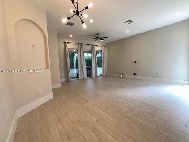 Building Photo - 6421 Bella Cir