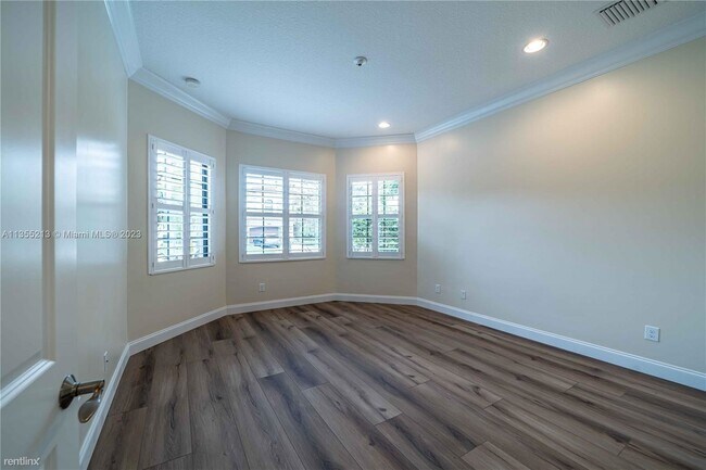 Building Photo - 3 br, 3 bath House - 16818 Bridge Crossing...