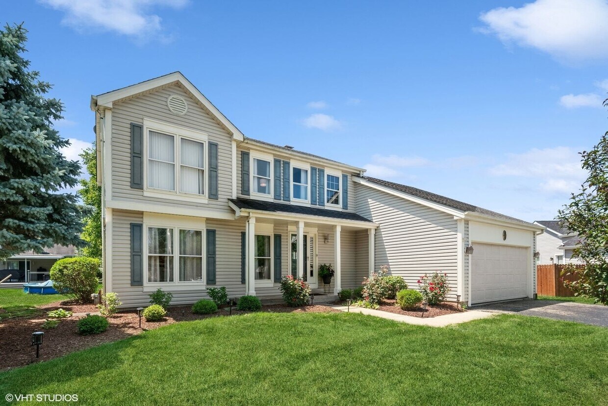 8 Pebble Ct, Bolingbrook, IL 60440 House for Rent in Bolingbrook, IL