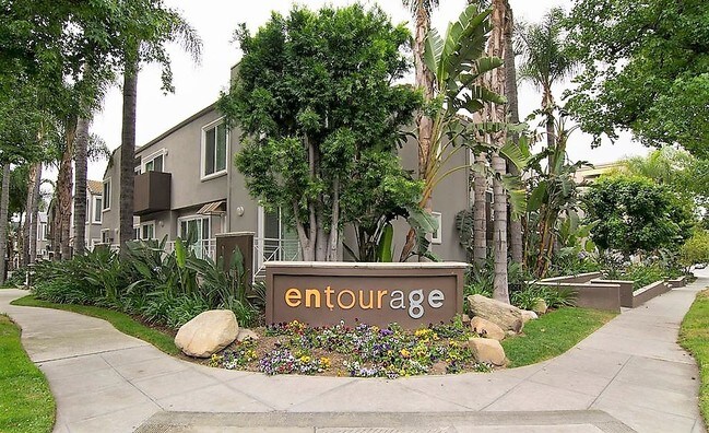 Complejo popular de turismo - 355 N Maple St