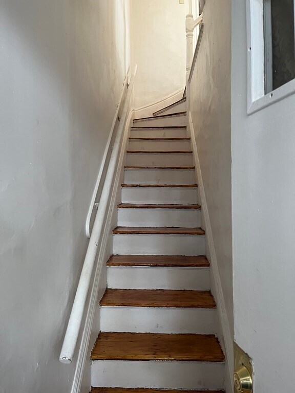 Building Photo - 22 Olney St