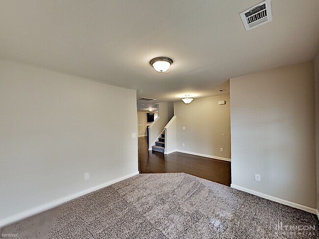 Building Photo - 532 Rock Island Way