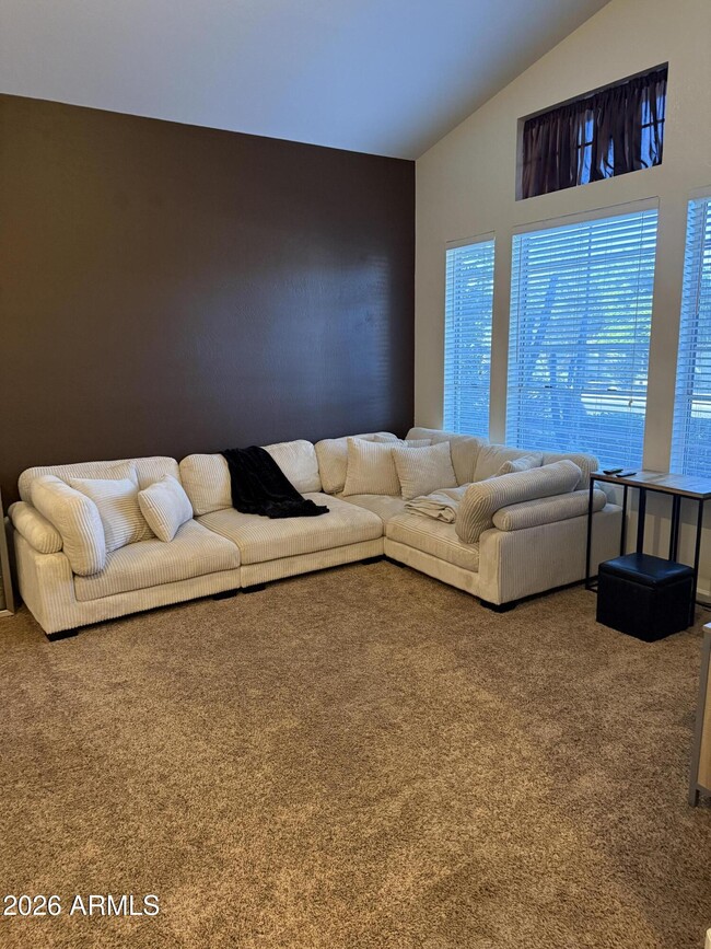 Foto del edificio - 4229 E Rancho Caliente Dr