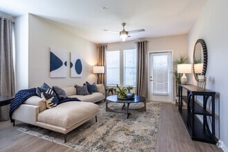 Building Photo - Madison Farms