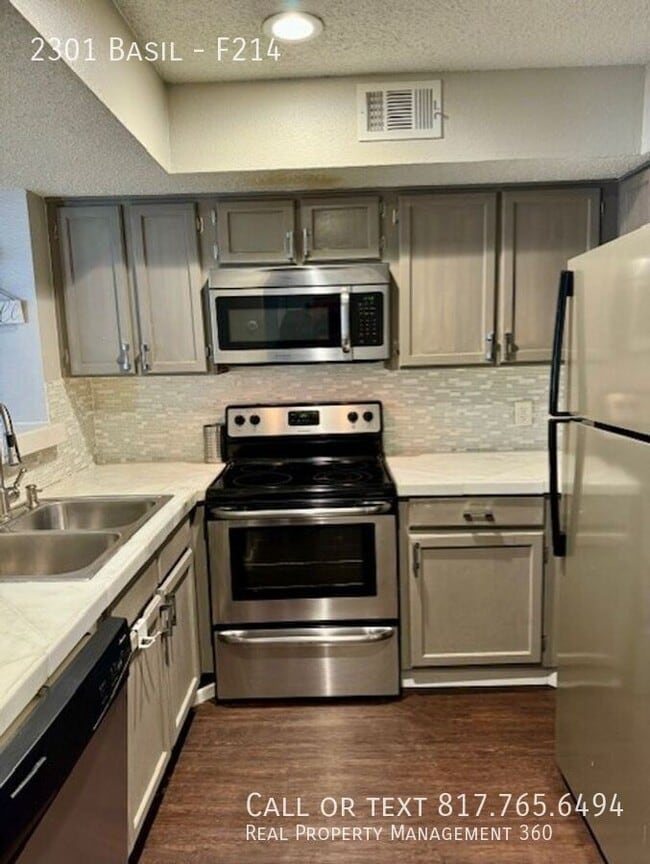 Building Photo - 2301 Basil-F214