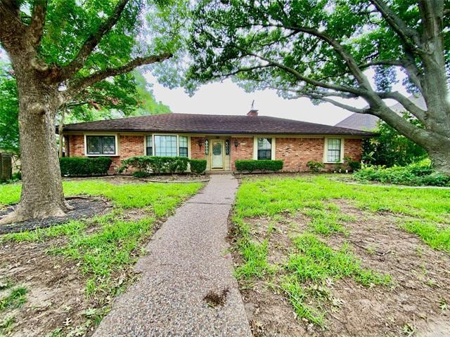 Primary Photo - 223 Woodcrest Dr
