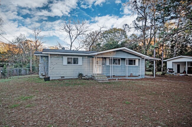 Foto del edificio - 4240 Azalea Dr