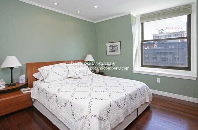 Foto del edificio - 201 Newbury St