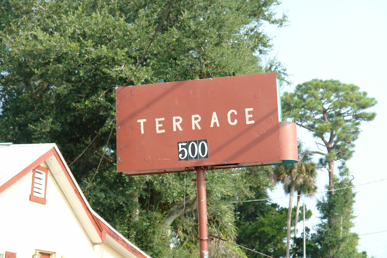 Foto del edificio - 500 N Ridgewood Ave