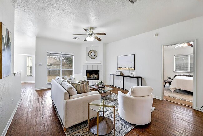 Foto del edificio - 117 Rosemary Cove