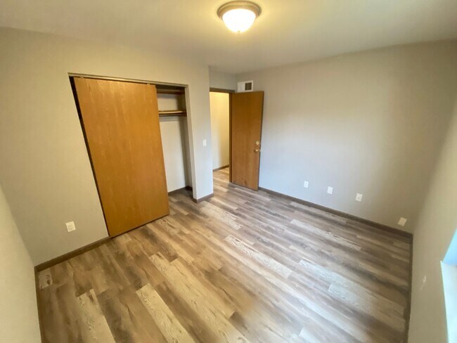 Foto del edificio - (45) 99-103 Chittenden Avenue