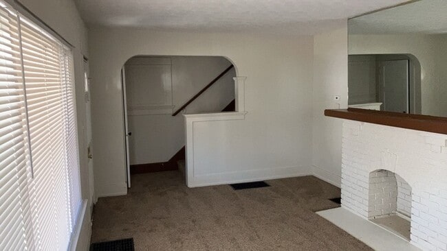 Foto del edificio - 237 Westwood Ave