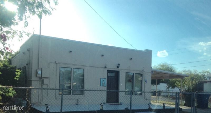 Building Photo - 2820 San Agustin Ave