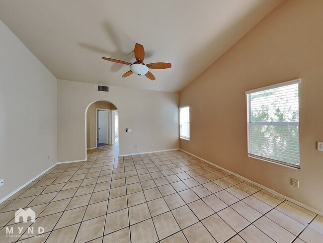 Building Photo - 3018 W Laquila Aerie