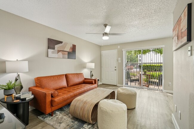 Foto del edificio - Villas on Rosemeade East
