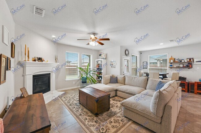 Foto del edificio - Charming 3-Bed 2-Bath Home in Saginaw!