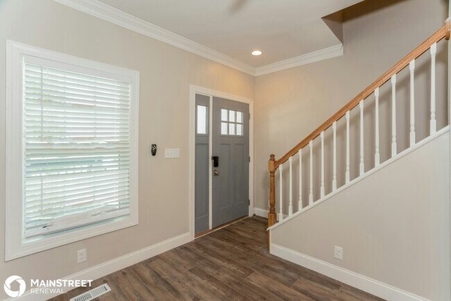 Foto del edificio - 3421 4th Ave S, St Petersburg, FL 33711