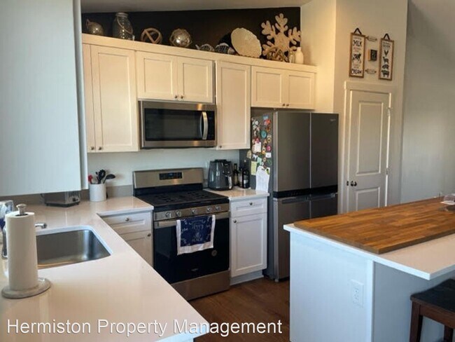 Foto del edificio - 3 br, 2 bath House - 213 SW Eagle Ct