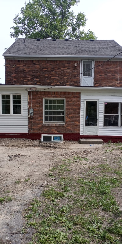 Building Photo - 16731 Chandler Park Dr