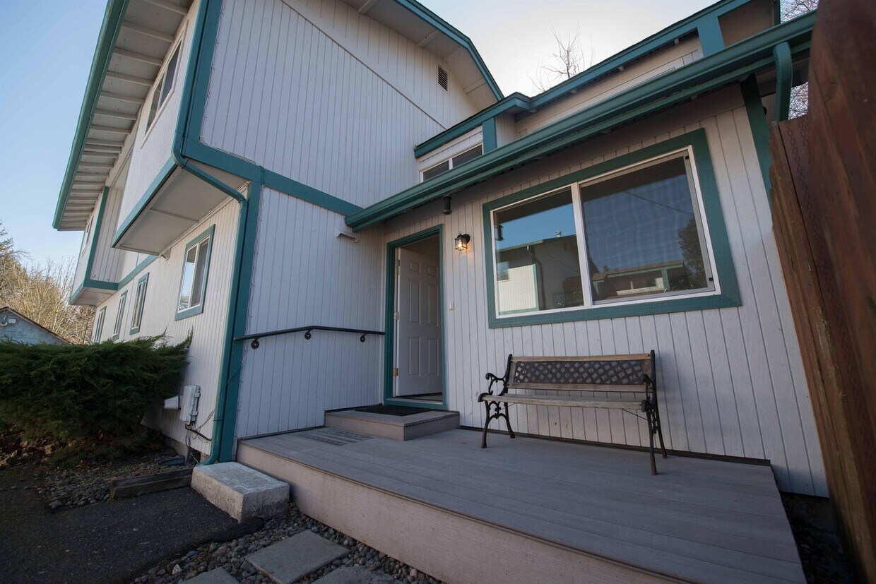 3104 Bridge St, Vancouver, WA 98661 Townhome Rentals in Vancouver WA