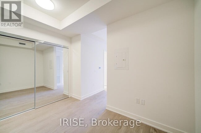 Building Photo - 110 Broadway Ave