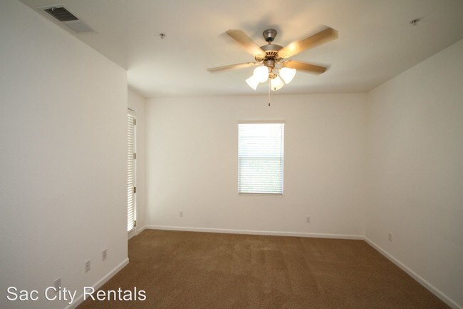 Foto del edificio - 3 br, 2.5 bath House - 8320 Crystal Walk C...