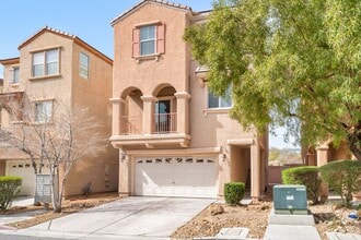 Building Photo - 6635 Weeping Pine St