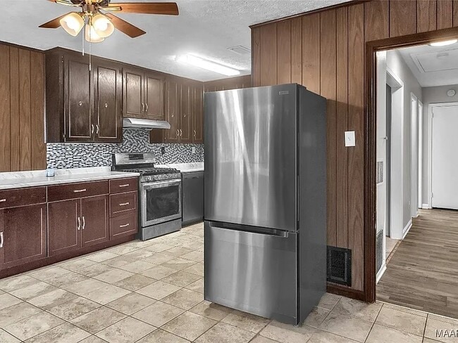 Building Photo - 5321 Kevin Ct