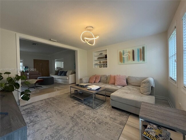 Foto del edificio - 5371 N Bay Rd