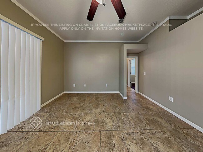 Foto del edificio - 2742 Abbey Grove Dr