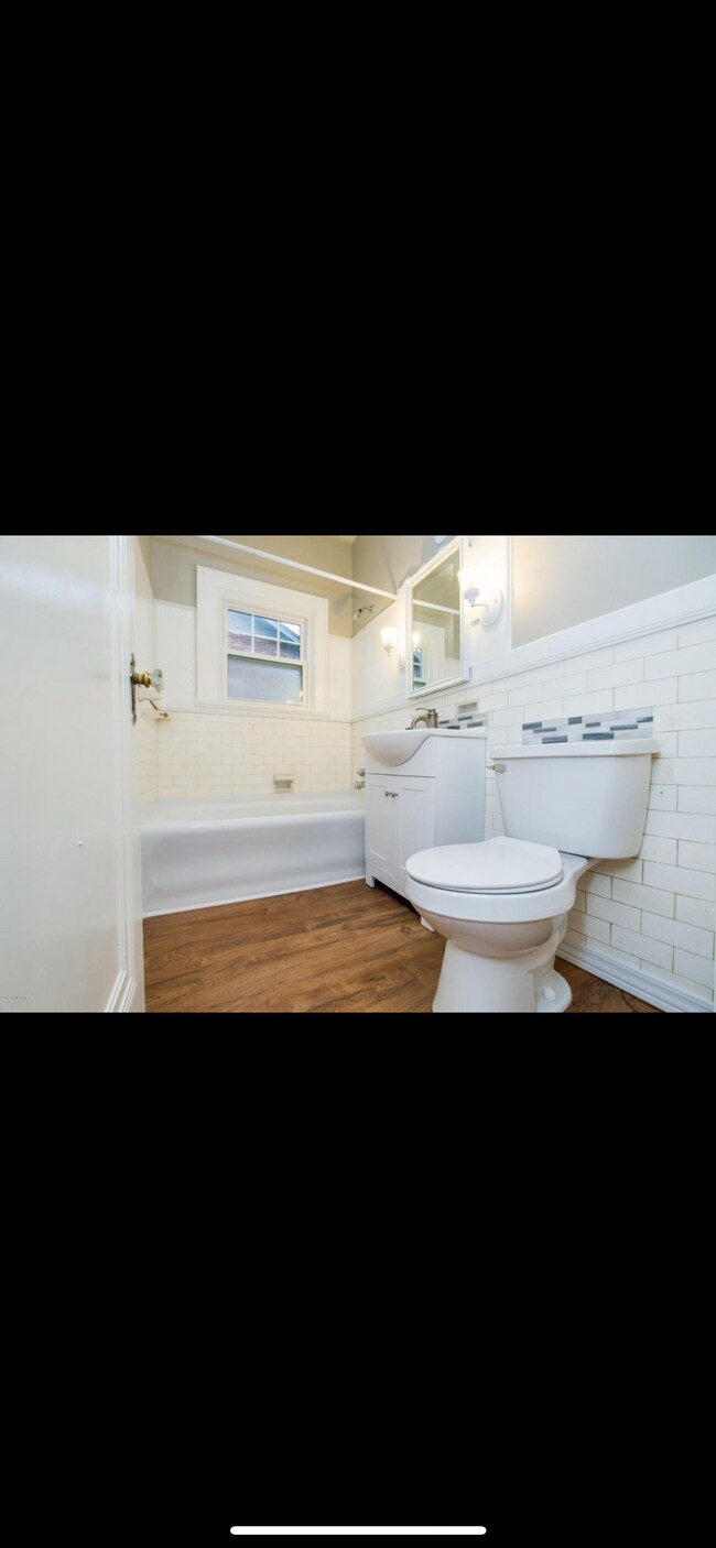 Building Photo - 2104 S Crums Ln