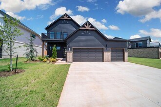 Building Photo - 5701 NW 154th Terrace