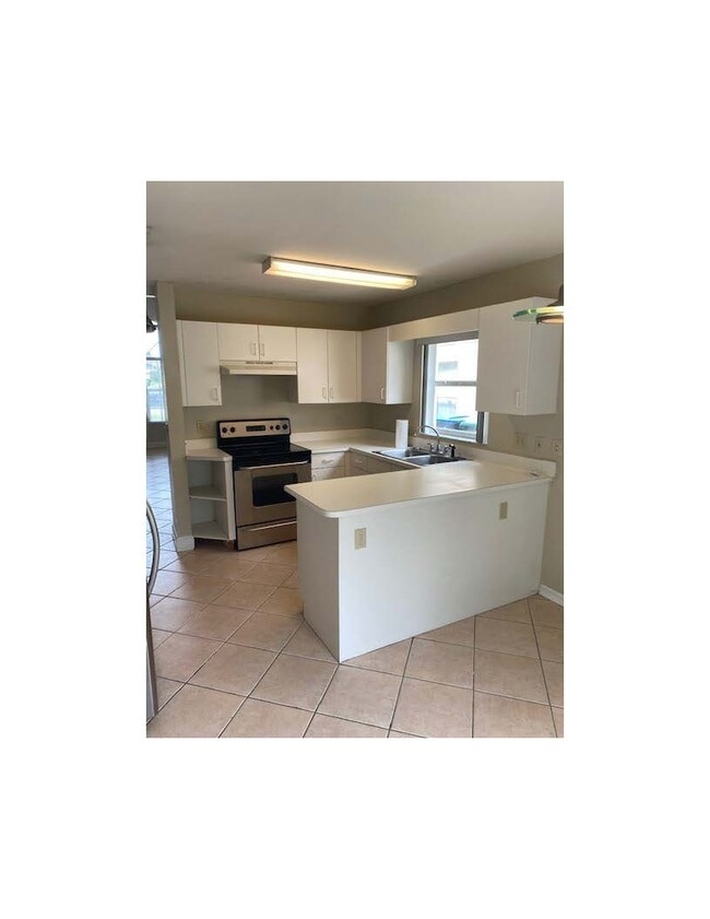Kitchen from sliding door - 9413 Bud Wood St