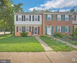 Building Photo - 7701 Durer Ct