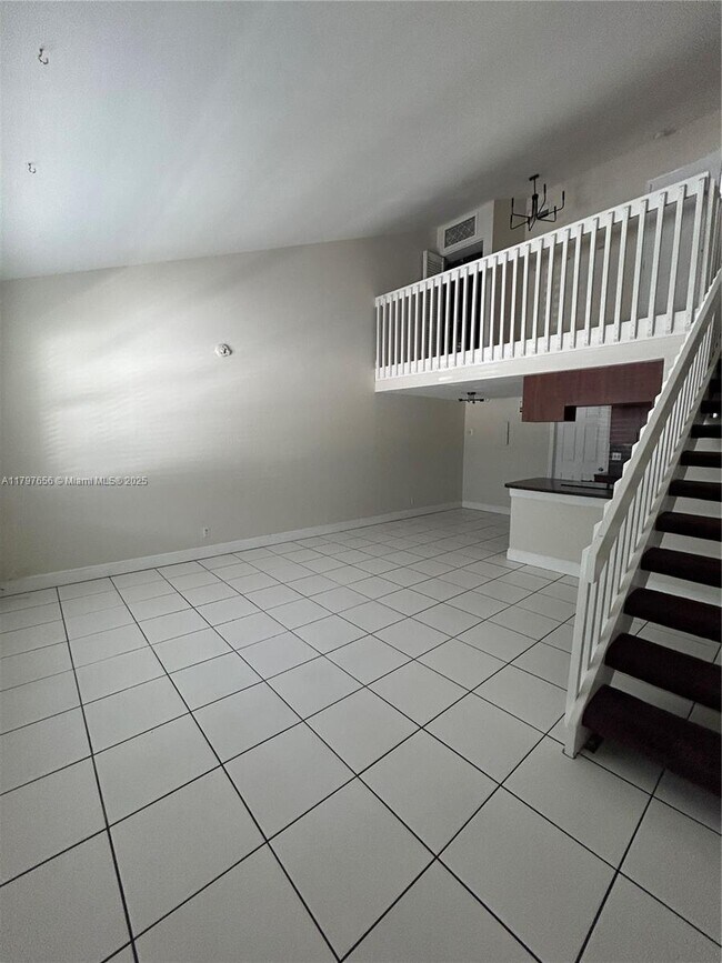 Building Photo - 1455 Holly Heights Dr