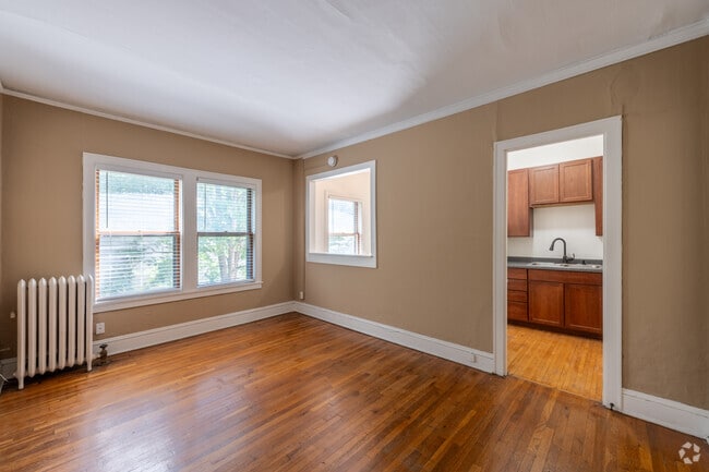 Studio, 1BA - 500SF - Living Room - Grand and Dale Apartments