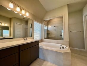 Building Photo - 10906 White Mist Dr