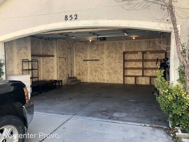 Building Photo - 5 br, 3 bath House - 852 S Slate Canyon Drive