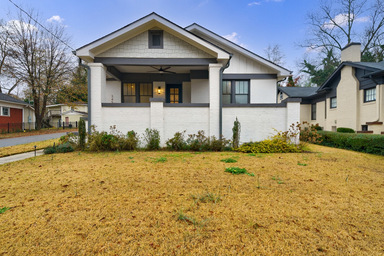Primary Photo - 349 Altoona Pl SW