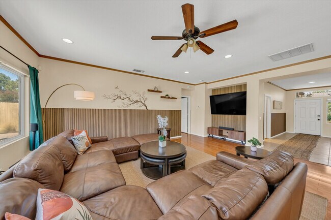 Foto del edificio - 9363 Willow Pond Cir