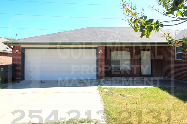 Building Photo - 4204 Hondo Dr