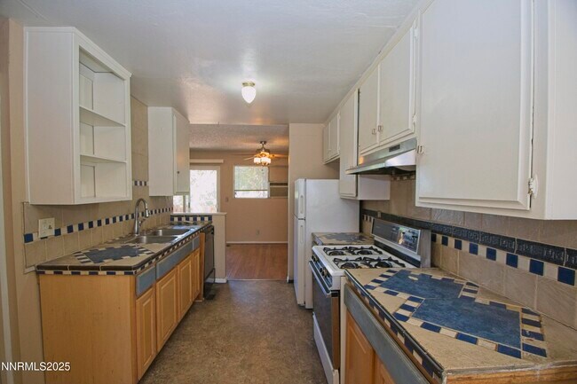 Foto del edificio - 3506 Willow Hills Cir
