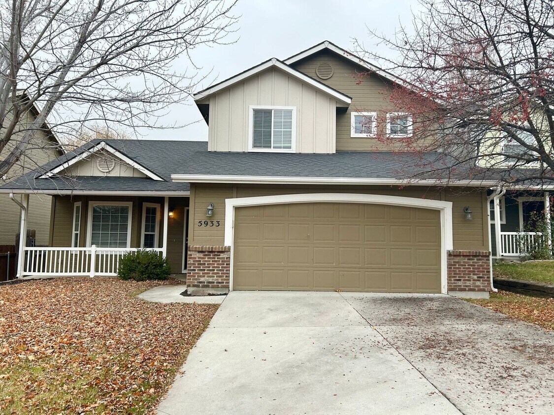 Primary Photo - 4 bedroom Home in Boise's Harrington Glen ...